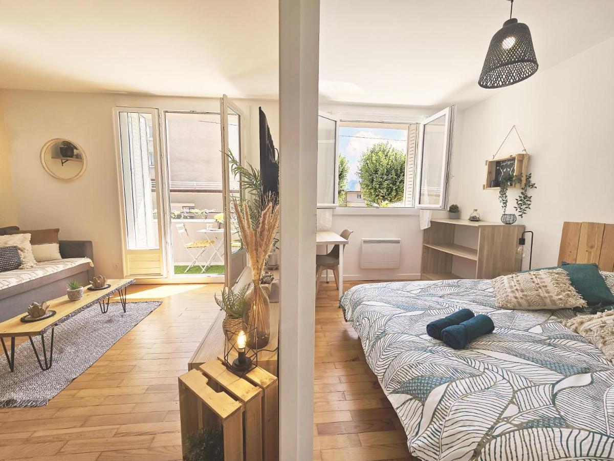 Le Bourget, Grand Appartement Proche Du Centre Grenoble Luaran gambar